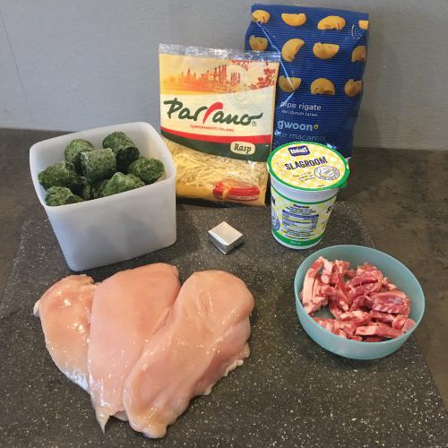 Ingrediënten voor kidsproof pasta alfredo