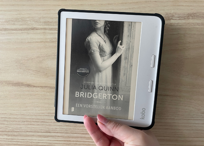 E-reader met boek: Een vorstelijk aanbod van Julia Quinn (Bridgerton deel 3)