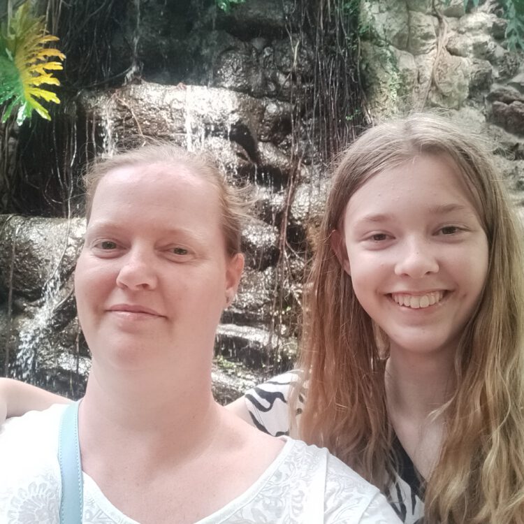 Desiré met haar dochter Isabelle.