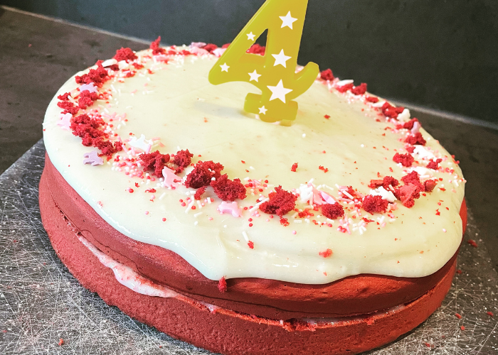 Hoera Nova 4 jaar! Deze cadeaus heeft ze gekregen