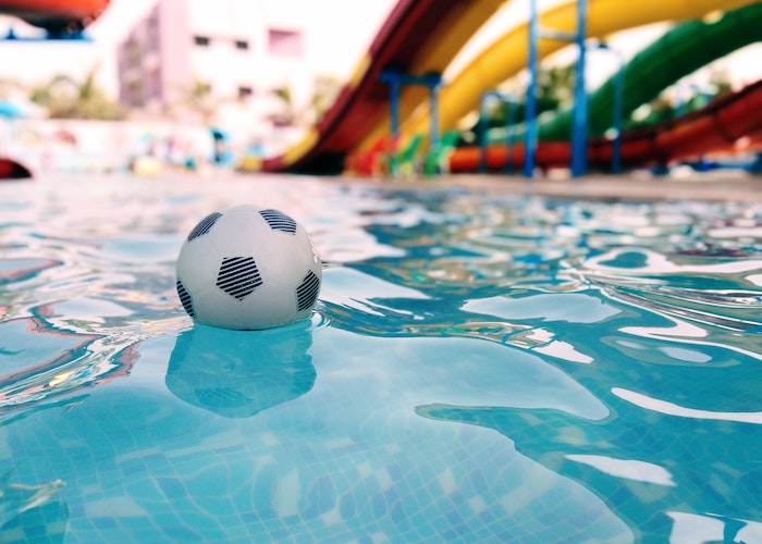 Buitenzwembad in Zuid-Holland