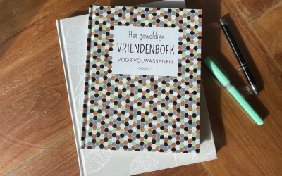 Het vriendenboek voor volwassenen