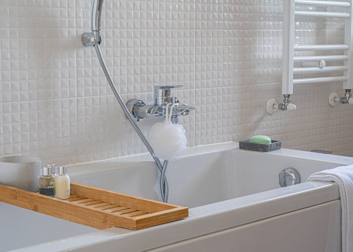 Creëer een luxe sfeer in je bestaande badkamer met deze tips